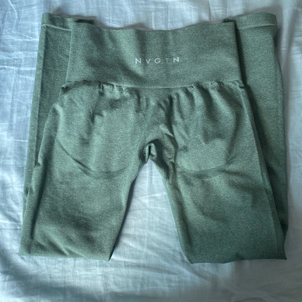 NVGTN contour forest green leggings